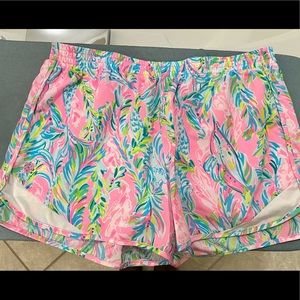 Ocean Trail Shorts - Lilly Pulitzer - Medium- Pink